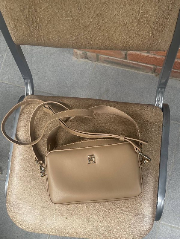 Сумка Tommy Hilfiger