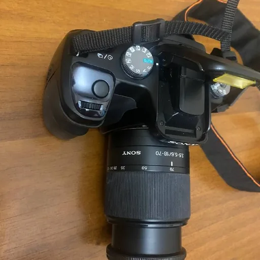 Камера Sony a100