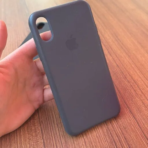 Чехлы на iPhone X