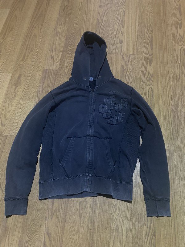 Худи, джинсы, шапки, футболка 2