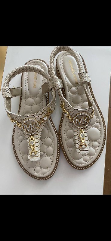 Женская обувь три пары 2