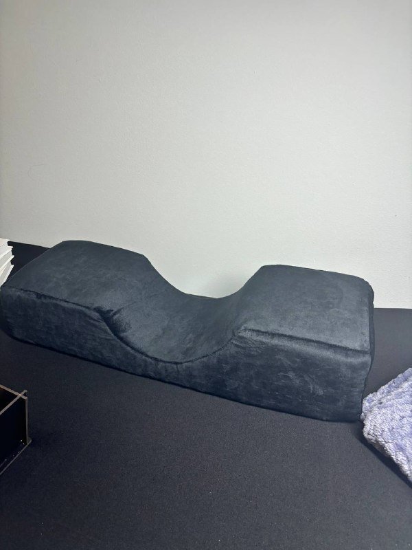 Ресницы для наращивания, клей, ремувер, лешбокс, подушка под голову 6