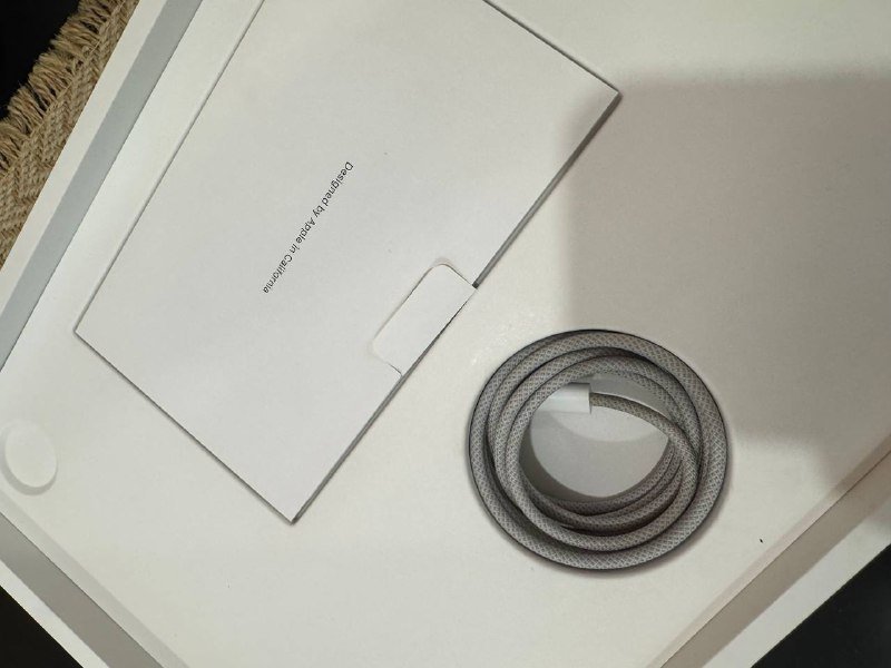 Apple MacBook Air 13 m2 8/256 3