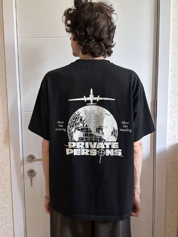 Футболка private persons 2