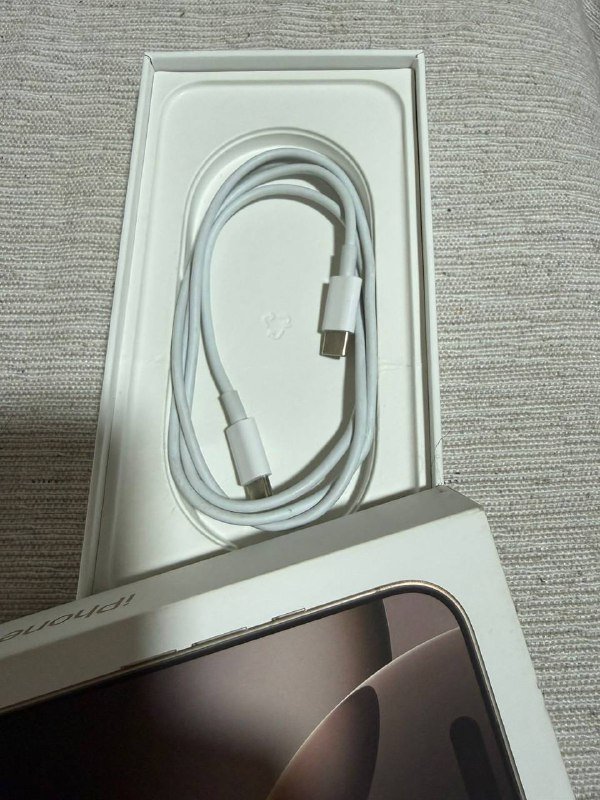 iPhone 16 Pro Max 256gb 5