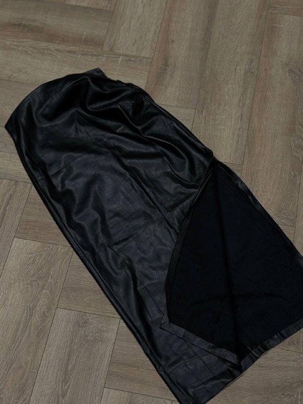 Костюм ZARA, Платье-шорты ZARA, Комплект Pull&Bear, Брюки ZARA, Платье Bershka, Юбка, Комплект TW, Костюм SHEISMONO, Платье ZARA, Платье Bershka, Платье Bershka 9