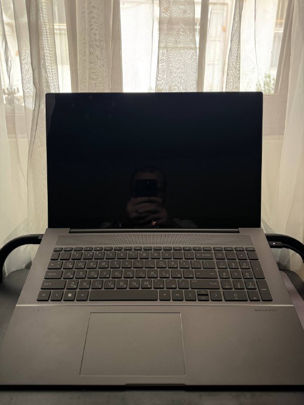 Ноутбук HP Envy 17-cr1017nr i7-13700H 16gb 512gb SSD 3