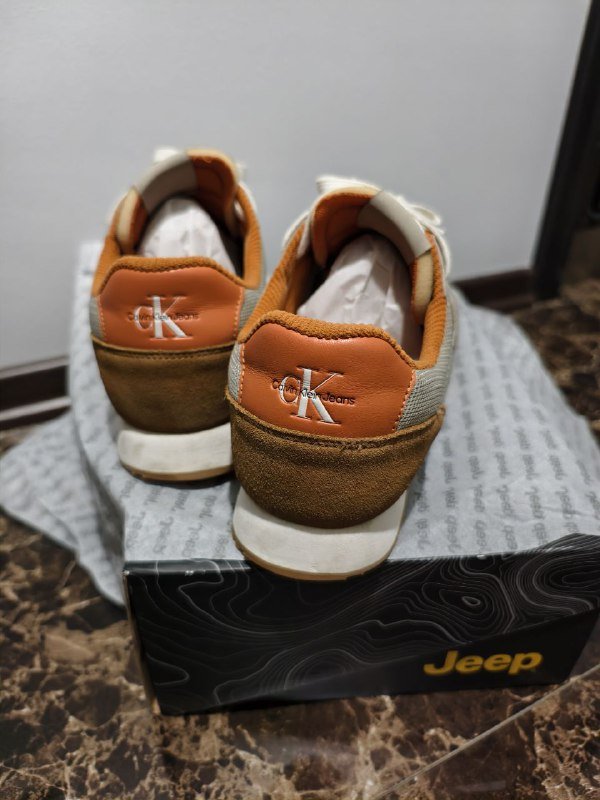 Мужские бежевые кроссовки RETRO RUNNER LOW Calvin Klein 2