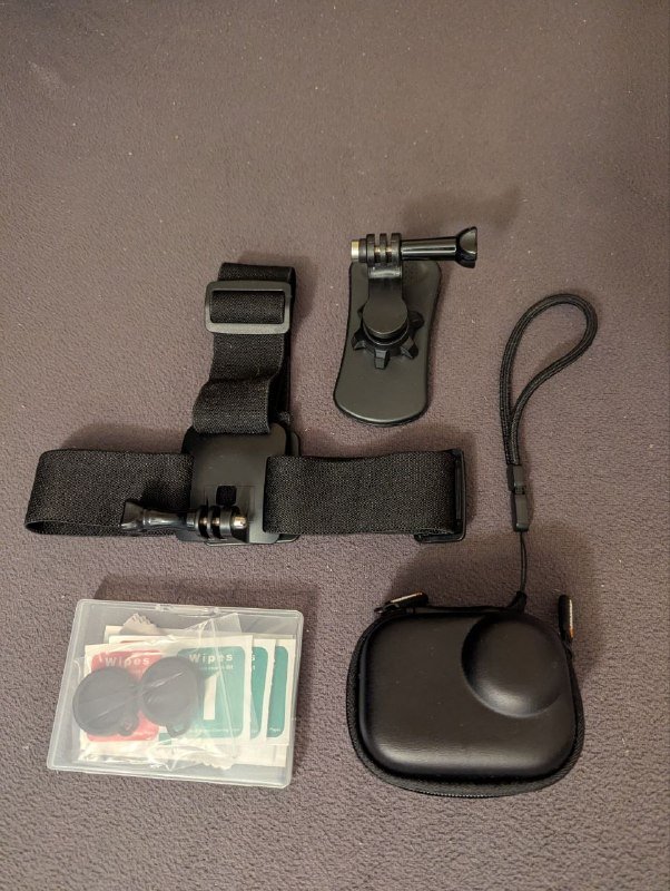 Insta360 GO Ultra Creator bundle, крепления, чехол 3