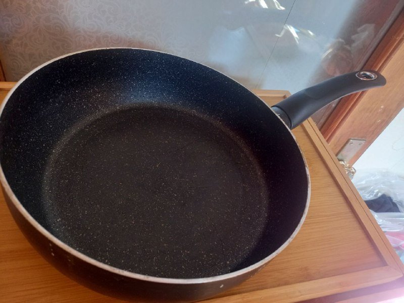 Ковш Икея, сковорода вок, кастрюля, термопот Panasonic, блендер Bosch 5