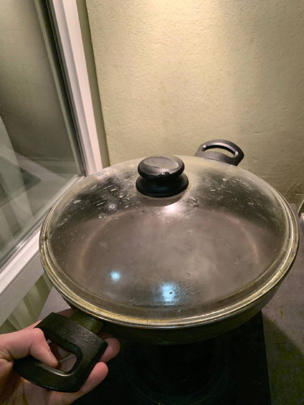 Сатейник с крышкой, набор мисок, кружки, подушки 8