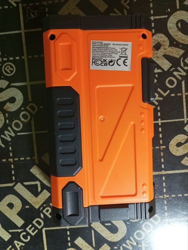 Прикуриватель для аккумулятора машины с функцией power bank и фонарика