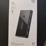 USB-свитч UGREEN 2