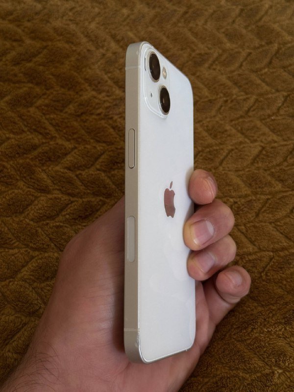 iPhone 13 128 GB, iPhone 11 Pro Max 256 GB 3