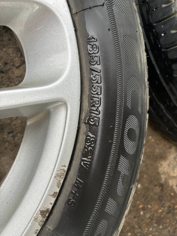 Диски Fiat 500 и шины Bridgestone 185/55 R15 5