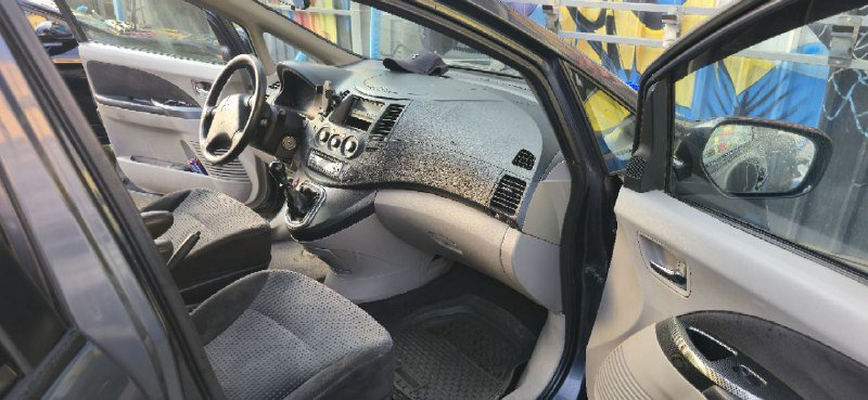 Mitsubishi Grandis 2.0 diesel 2005 механика 6