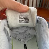 Женские кроссовки Reebok 4