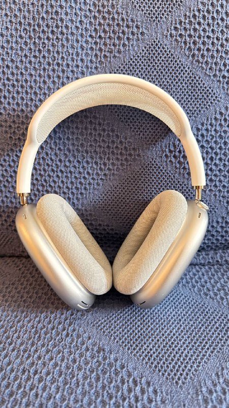 Apple Watch series 9 45 мм, AirPods Max 1 поколение 7