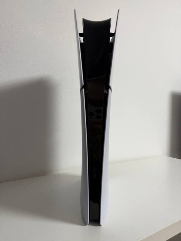 PlayStation 5 Slim Digital консоль и контроллер 3