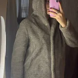Плюшевая короткая шубка из искусственного меха 3