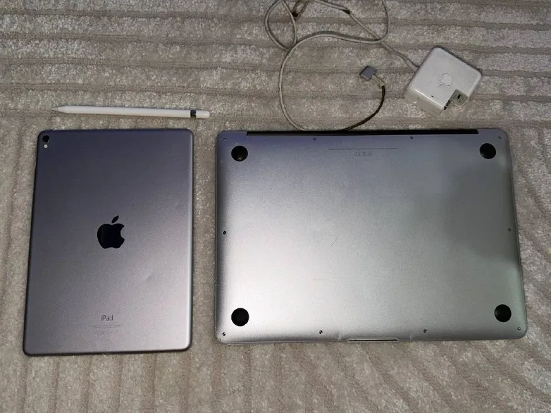 MacBook Air 2017, iPad Pro 2016 с Apple Pencil 1