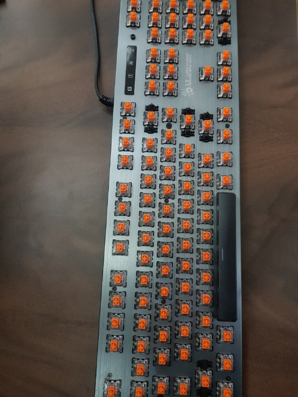 Корпус компьютера iBox Passion v5 Mini tower, Механическая клавиатура bloody B76090, Утюг Braun TexStyle 3 5