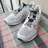 Беговые кроссовки Nike 1