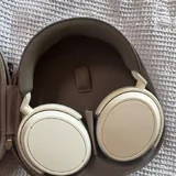 Sennheiser Momentum 4 1