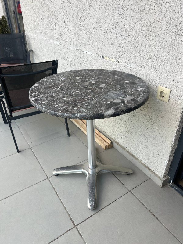 Стол круглый гранит 70 см