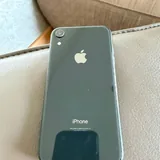 iPhone XR, iPhone 11 8