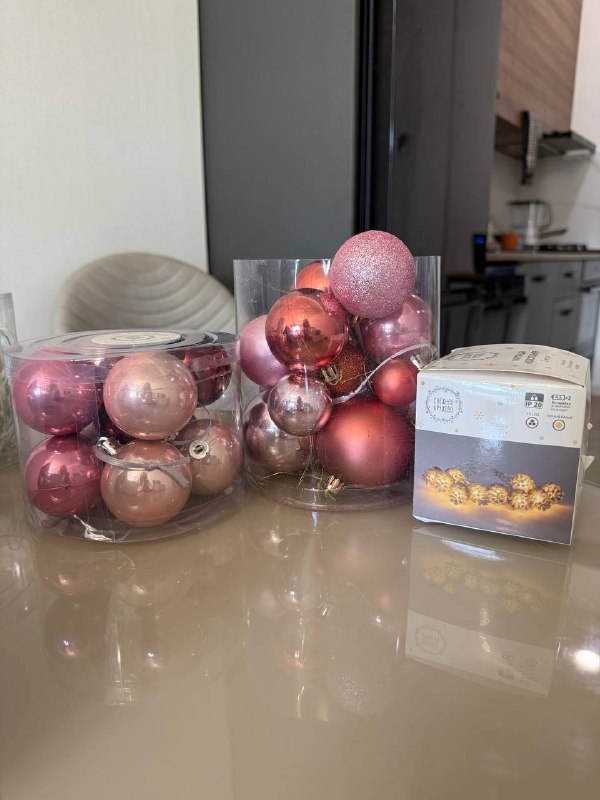 Фен Xiaomi Water Ionic Hair Dryer H500, Новогодние штучки, Гирлянда, Кашпо IKEA, Кастрюля, Лампа с медузами 2