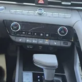 Hyundai Elantra SEL 9