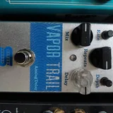 EarthQuaker Devices Plumes, Seymour Duncan Vapor Trail, Electro-Harmonix MOD 11, Audio-Technica AE2500 1