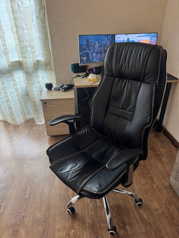 Кресло, стол, тумбочка для домашнего офиса 6