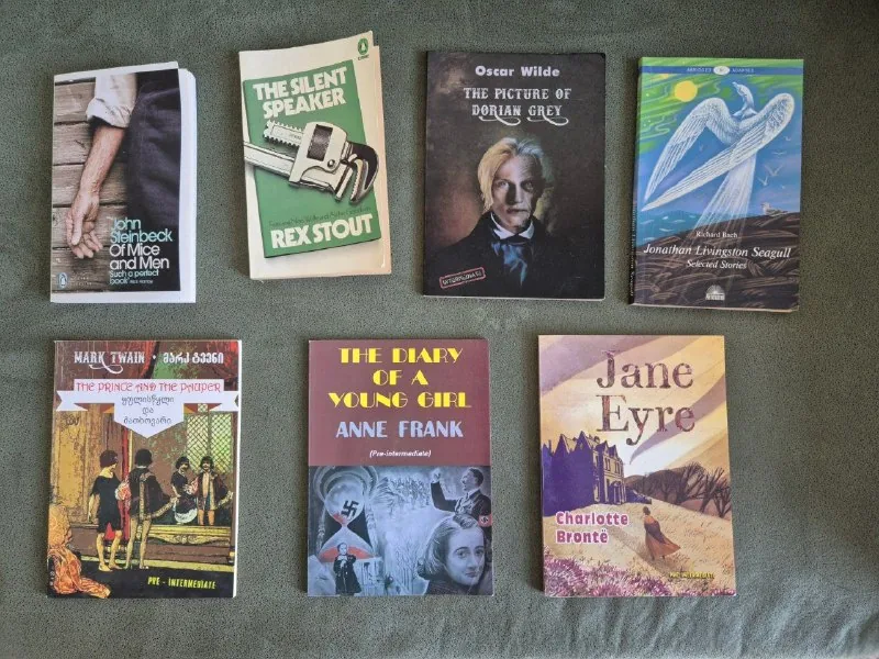 Книги на английском языке — 7 штук