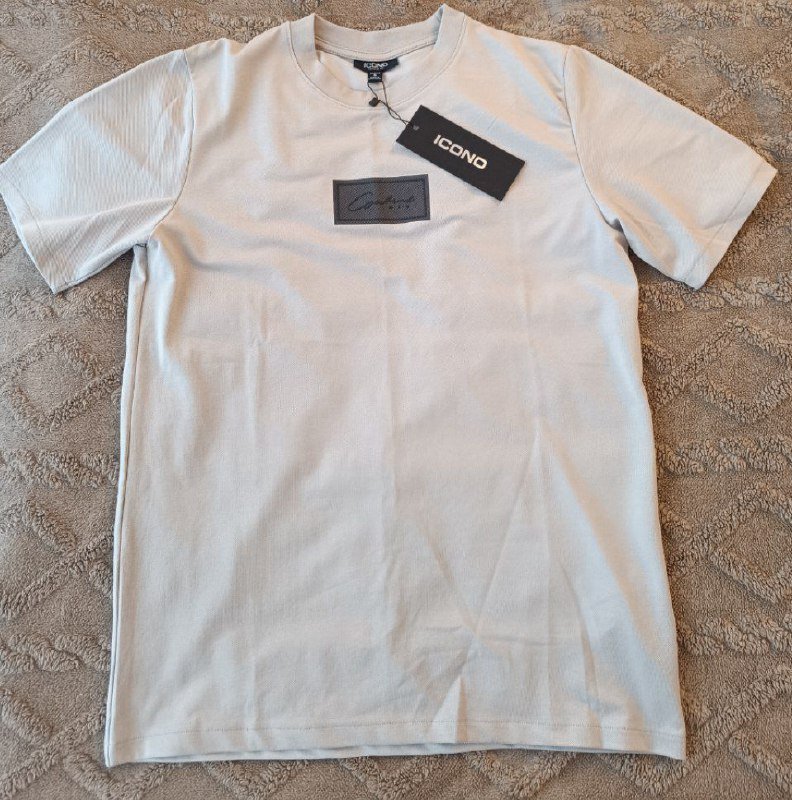 Футболка новая размер S 2