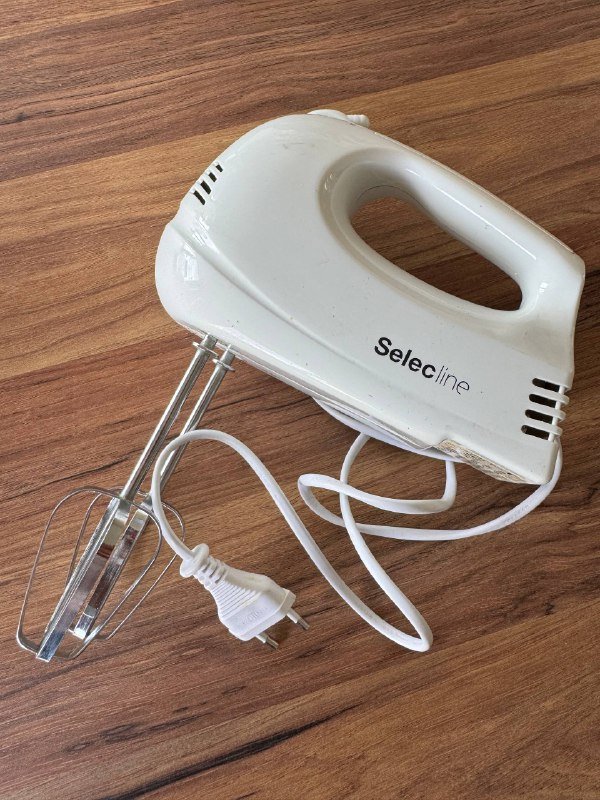 Миксер с насадкой венчик для взбивания