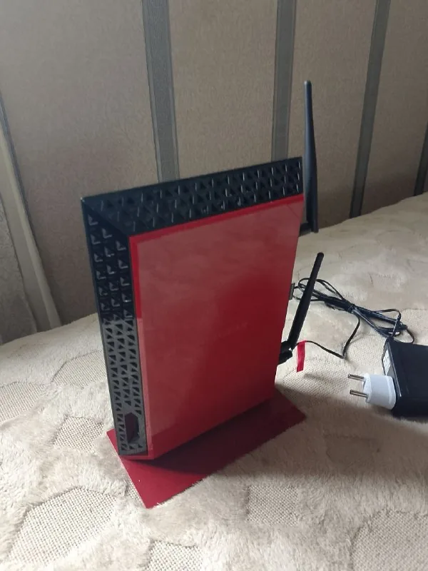 Netgear EX6200 dual-band Wi-Fi extender 1