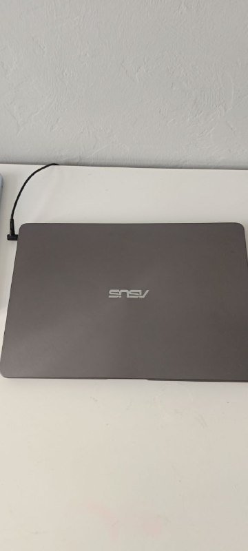 ASUS ZenBook UX430UNR i5 8ГБ SSD 512ГБ ноутбук 2