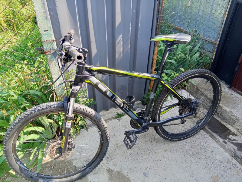 CUBE bike in excellent condition