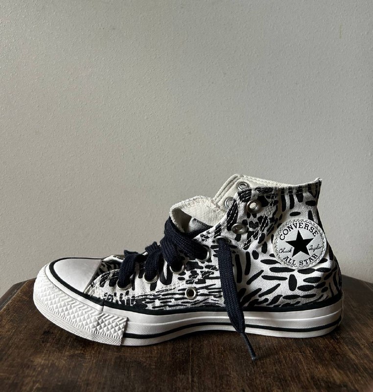 Босоножки детские Camper, кеды детские Converse 4
