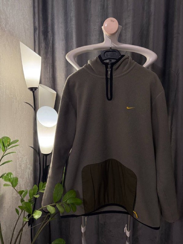 Nike hoodie, Fred Perry tracksuits, Ellesse sweatshirt, Nike windbreaker, Lakers bomber