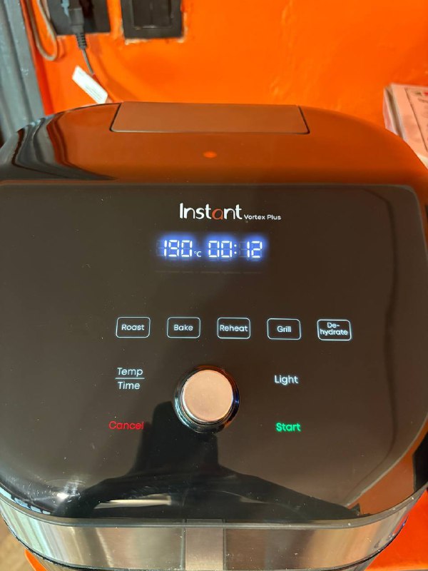 Аэрогриль Instant Pot Vortex Plus 6QT 5,7L 1700W 3
