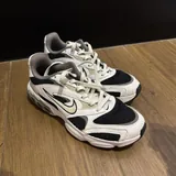 Мужские кроссовки и ботинки Nike, Native, Salomon 4
