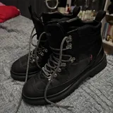 Женские сапоги Levi’s, размер 40 3