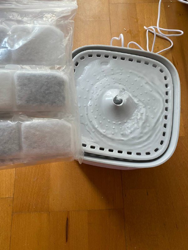 Микроволновка, чайник, фен, игрушки для кошек, когтеточка, кошачий фонтанчик, декоративная подушка, детские игрушки 7