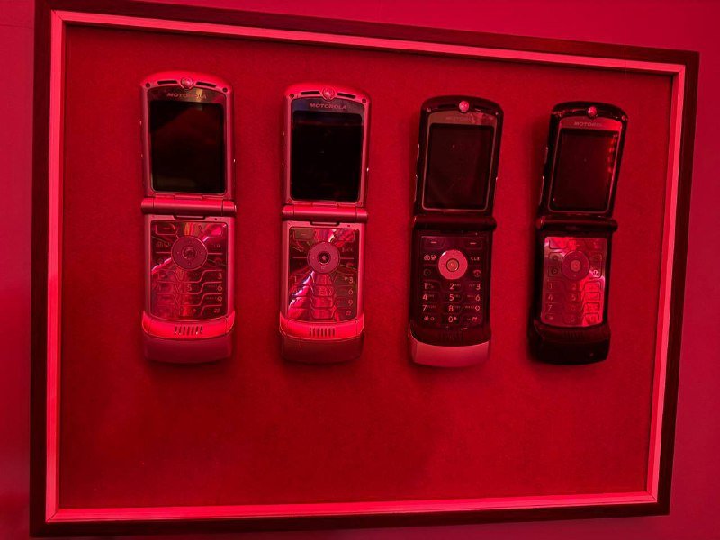 Радиола, бабинный магнитофон, телефон, муз центр, телевизор, арт деко Моторола 4