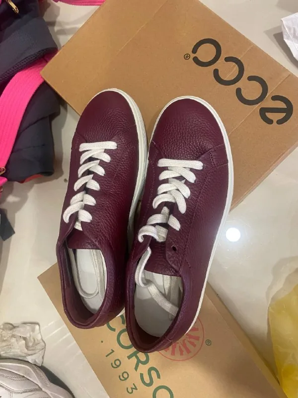 Новые женские кроссовки Ecco 1