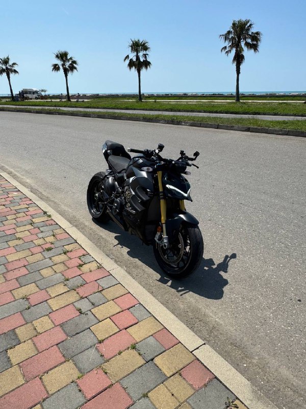 Ducati Streetfighter V4S 2022 2