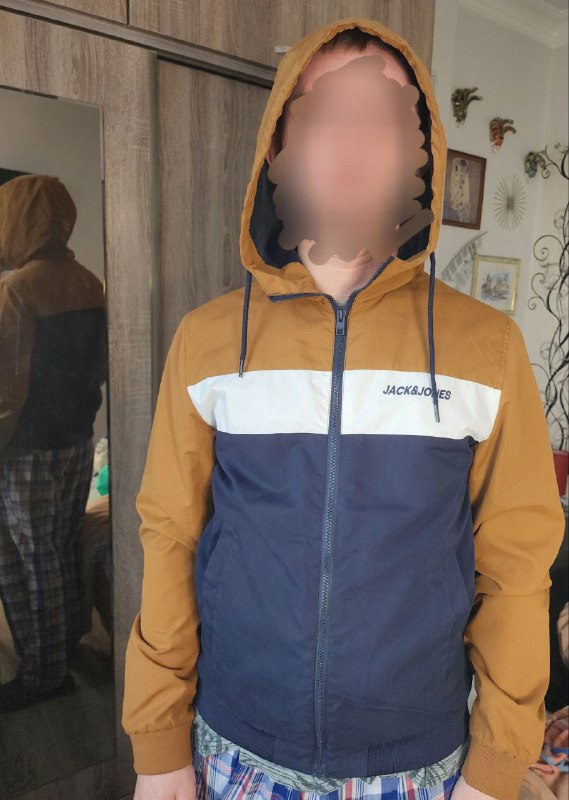 Палка для ванной, книга по шахматам, аквашузы, ветровка, юбка, электропечь, вэйп мод, акустическая гитара 9